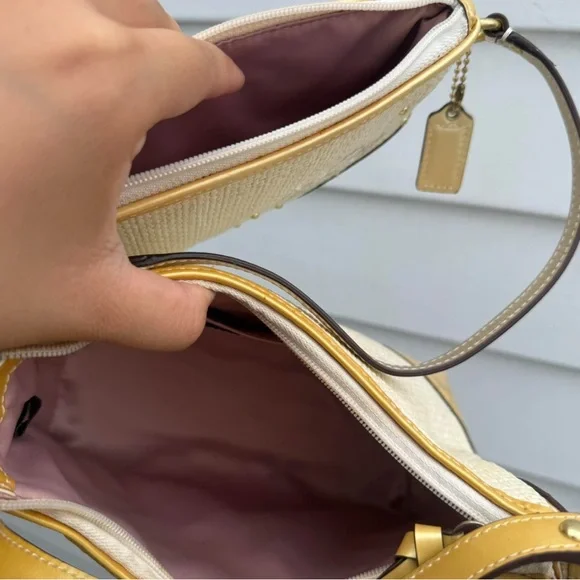 Vintage Coach Purse with matching wristlet | - Picture 7 of 16